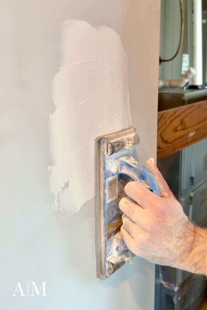 sanding joint compound