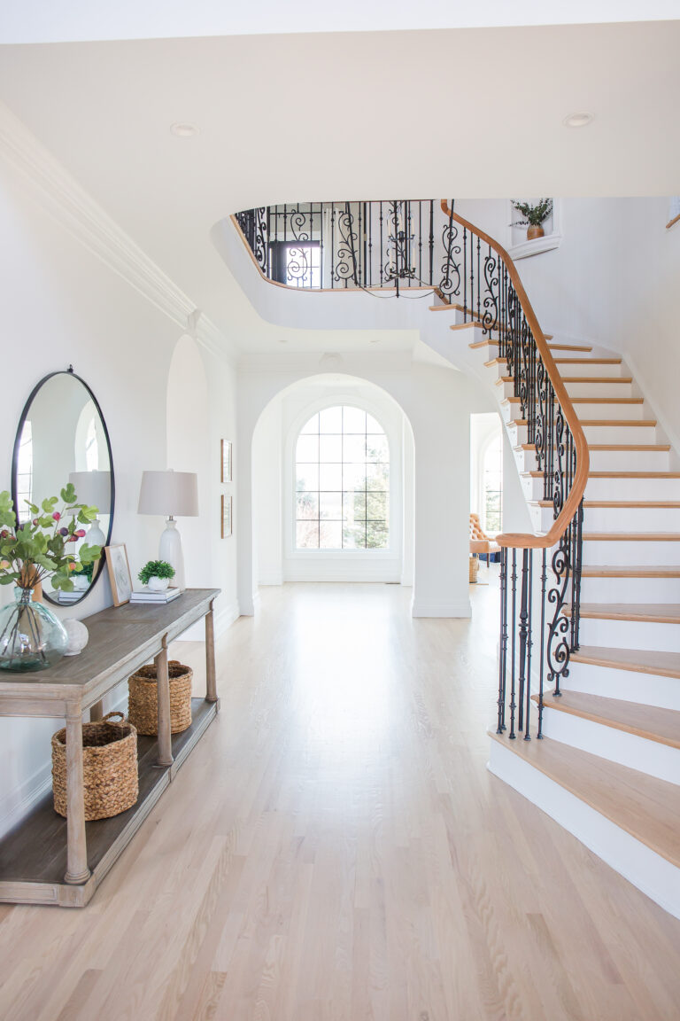Arched-Manor-Foyer-1699