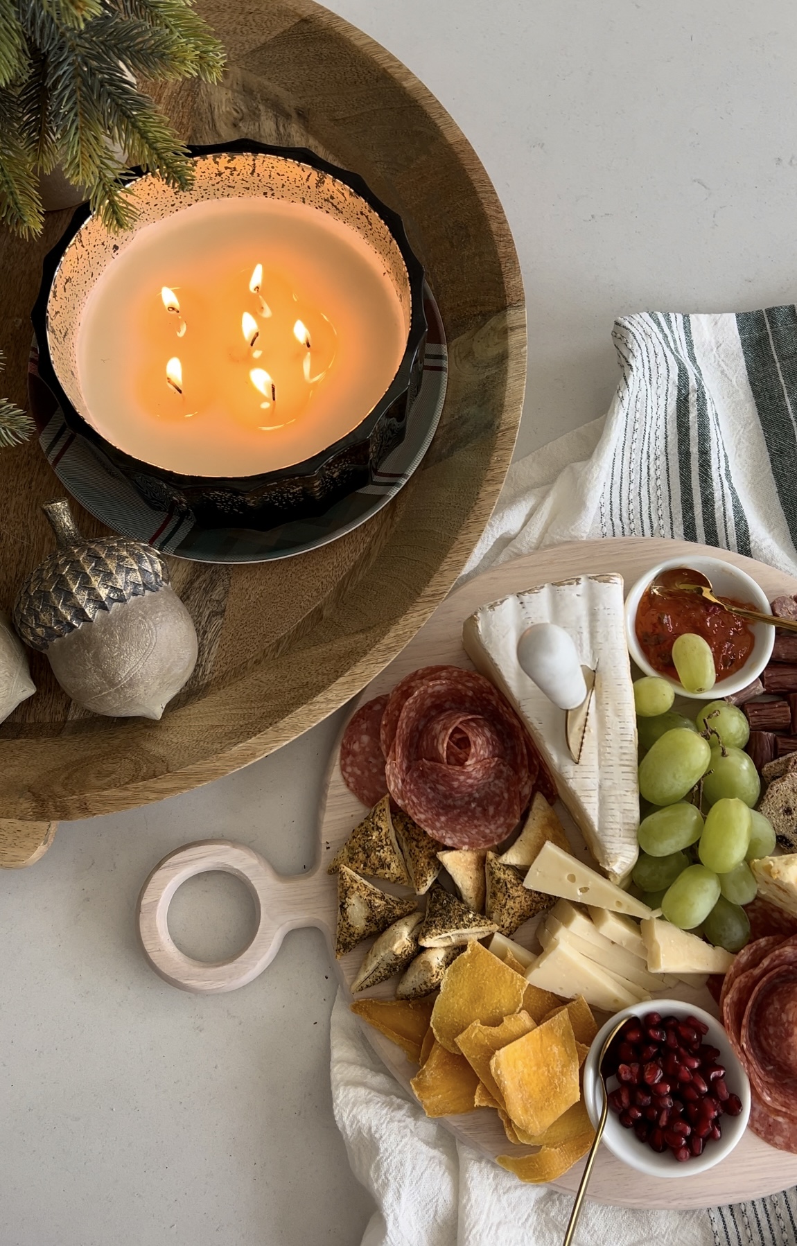 holiday party entertaining must haves, holiday party entertaining, holiday entertaining, gift guide, holiday gift guide, gift ideas for the party host, host gifts under $25, gift guide under $25, barware, serving essentials, holiday entertaining essentials, holiday drink special, charcuterie board