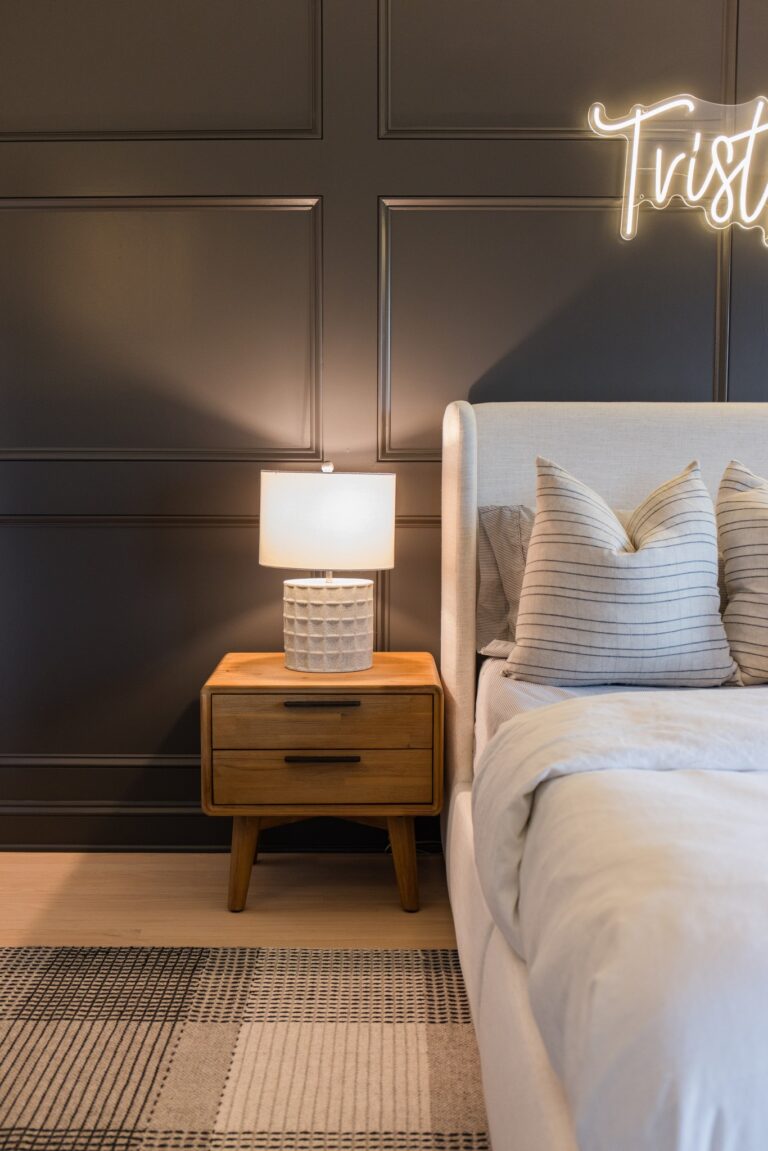 tristans-room-9583