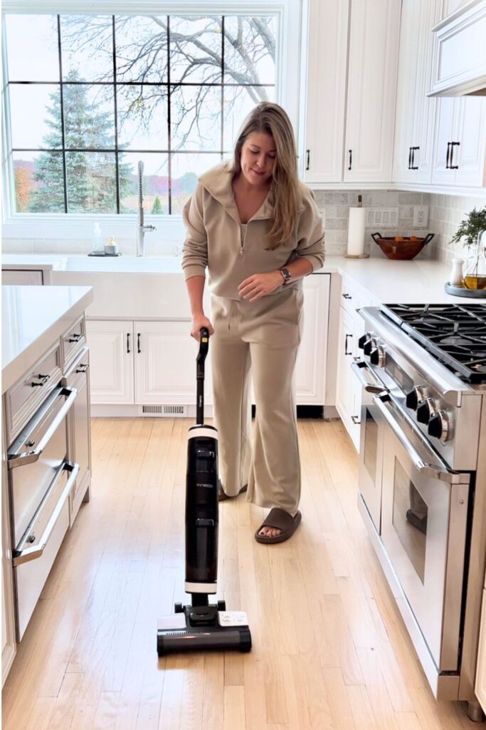 Cleaning with the Tineco