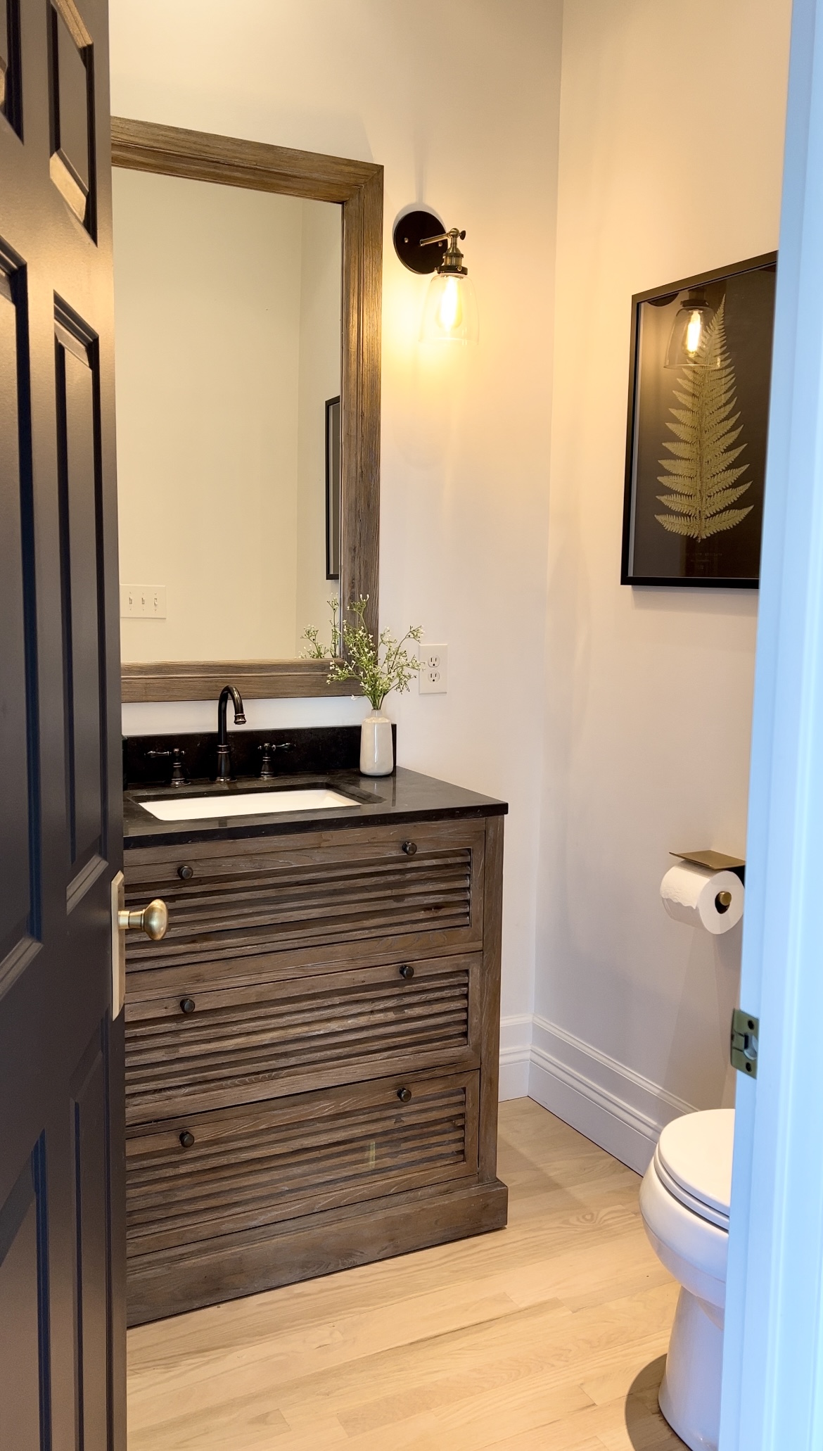 Feature Image | Bathroom Styling, vanity, decor, home upgrade