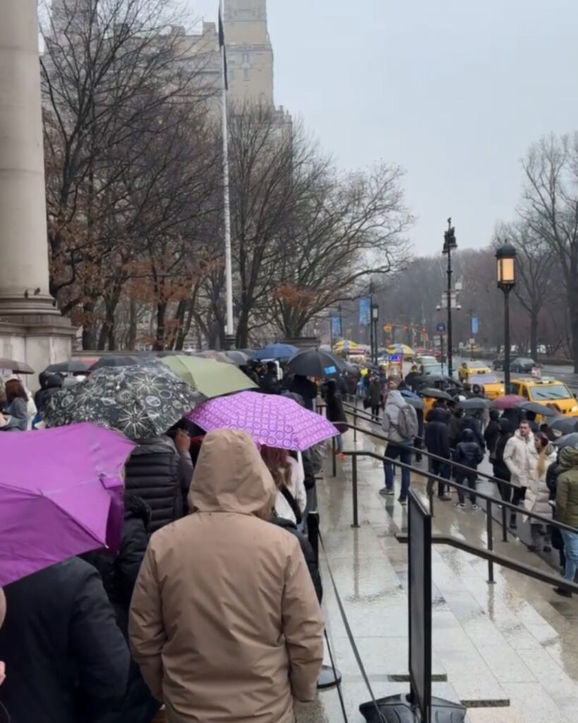The lines for the American Museum of Natural History were wrapped around the block.