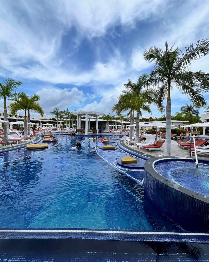 The adult pool at The Grand is quiet in the morning, but livens up after lunch. Shoo those kids away!