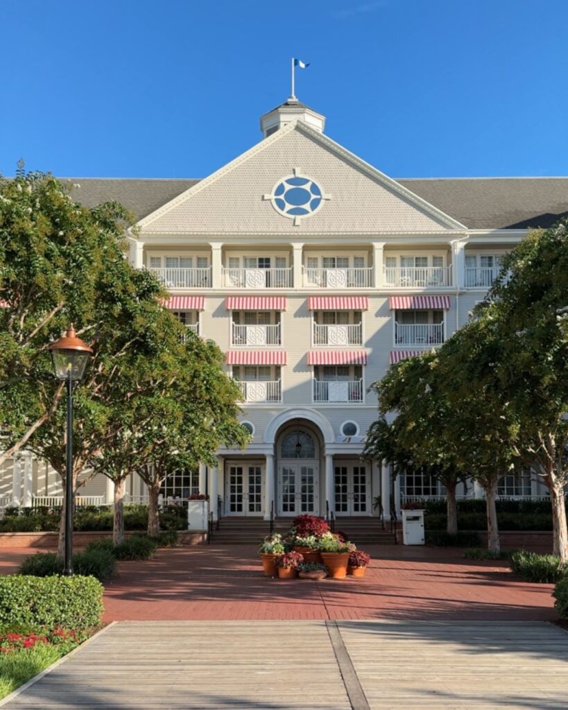 Disney's Yacht Club Hotel