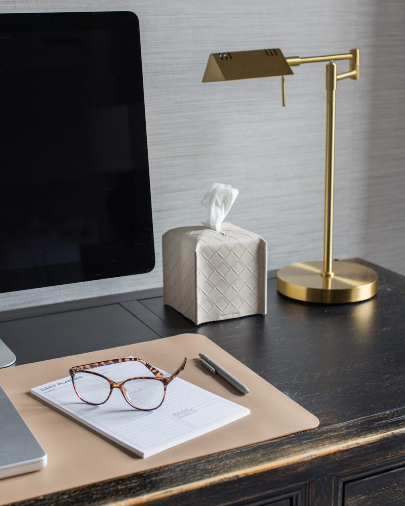 setting and achieving goals this new year home office organization | #setting #achieving #goals #home #homeoffice #organization #desktop #accessories #desk #officechair #lighting #lamp #deskpad #planner #tissueboxcover